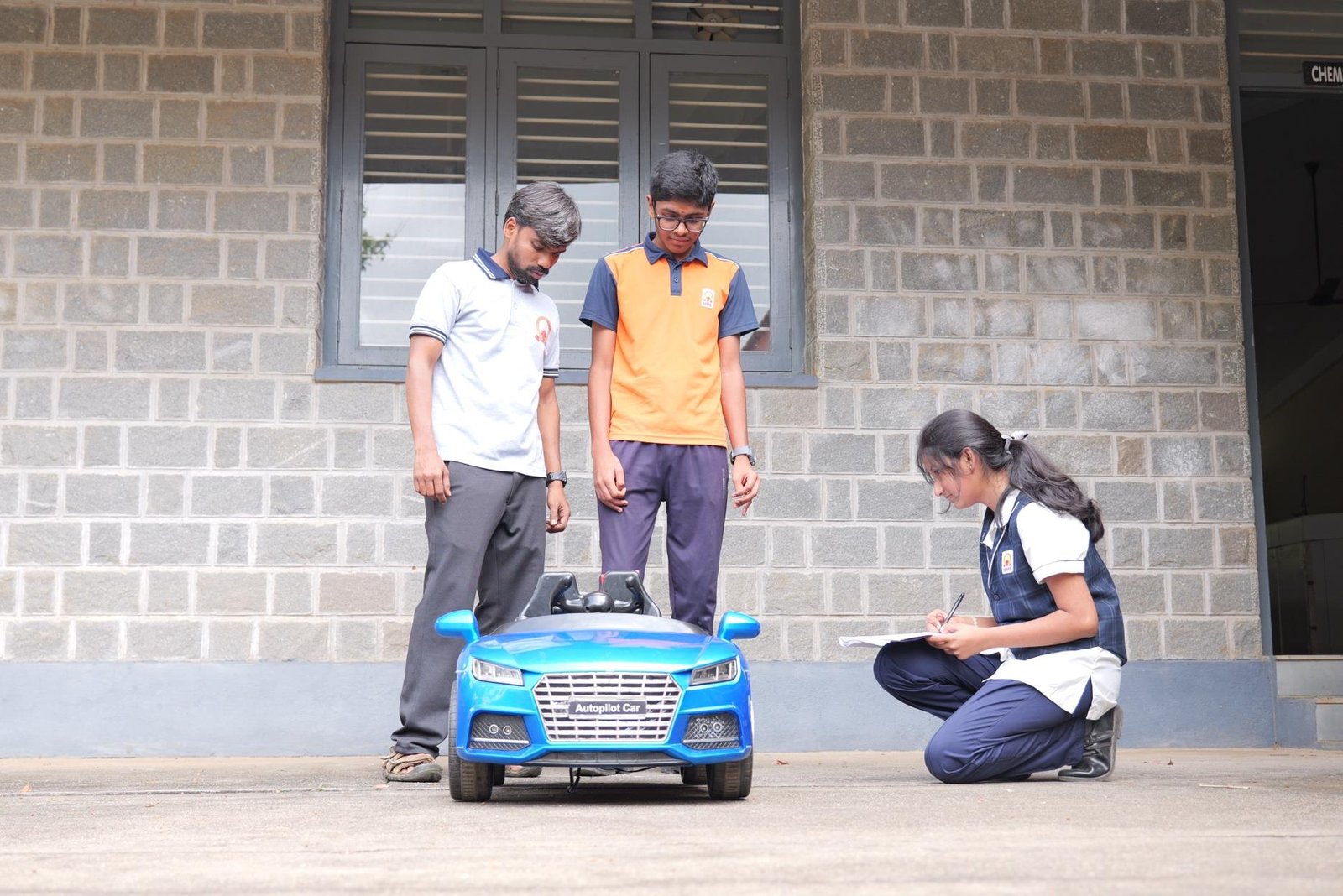 Autopilot car inspection