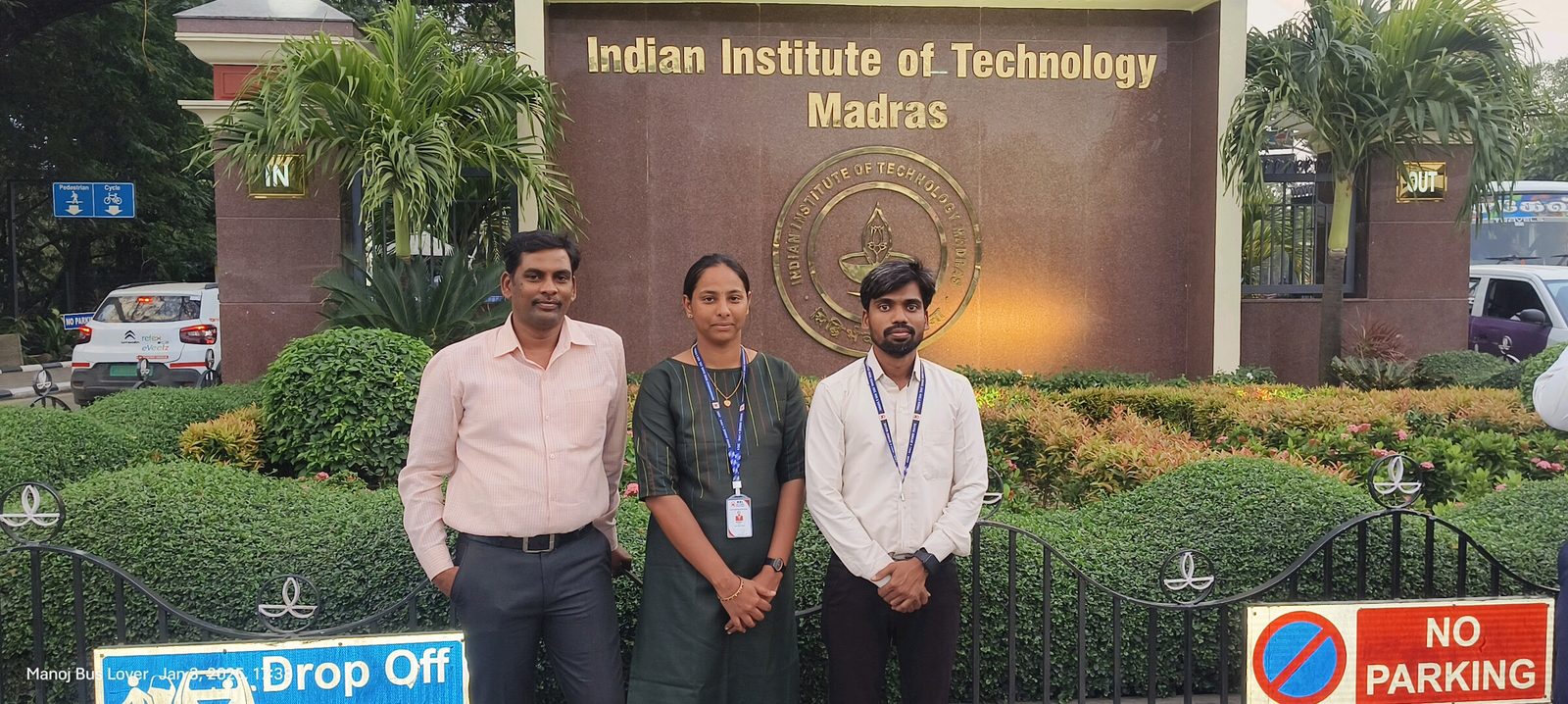 MMS staff at the IIT Madras main gate