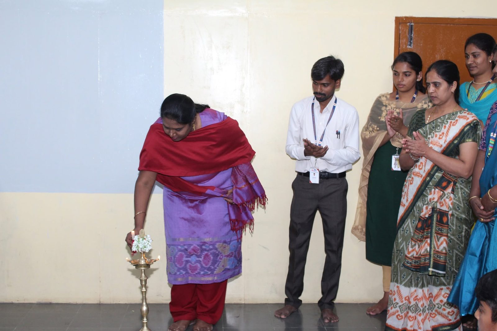 Another moment from the traditional lamp lighting ceremony